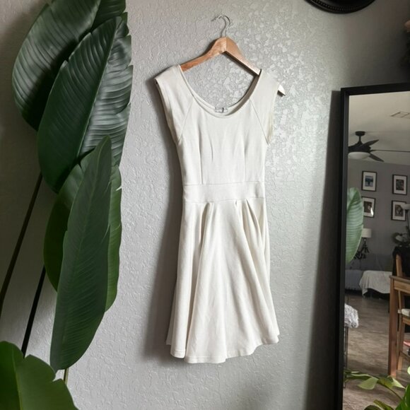 Cotton On White Fit & Flare Dress – Cap Sleeve, Skater Style - Picture 1 of 3